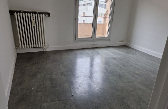 Appartement 2 pièces avec balcon en centre-ville — photo 5