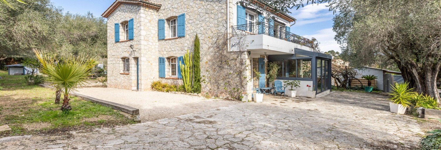 Maison 7 Pièces 185 m² à vendre à Mougins (06250)