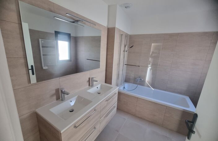 Maison, 3 pièces, La Turbie — photo 3