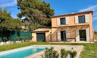 Maison 5 Pièces 100 m² à louer à Aix-en-Provence (13090)