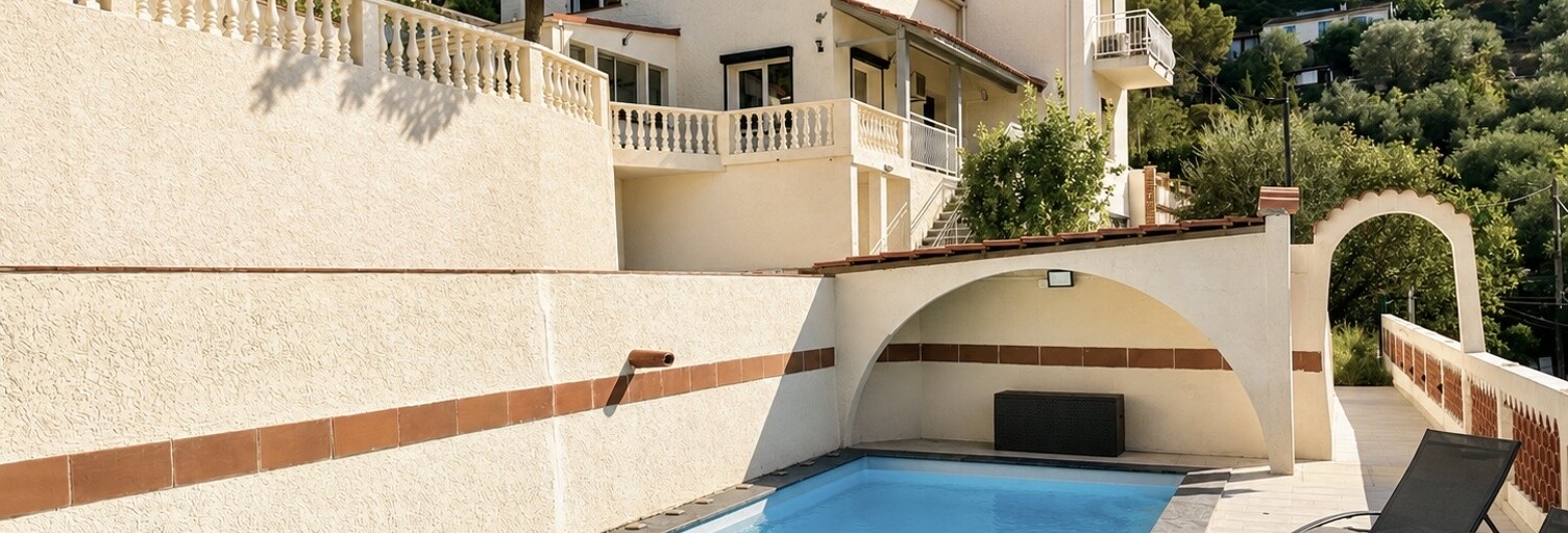 Maison 7 Pièces 216 m² à vendre à Drap (06340)