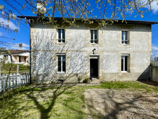 Maison avec fort potentiel   Idéale habitation ou activité p — photo du bien