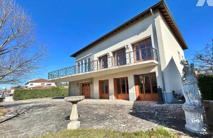 Vente maison 8 pièces 212 m² Montrond-les-Bains (42210) — photo 2