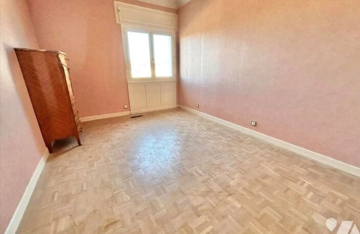 Vente maison 8 pièces 212 m² Montrond-les-Bains (42210) — photo 5