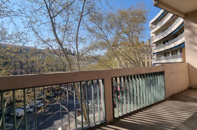 Appartement 3 pièces 255000 €