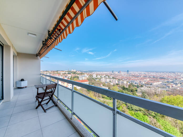 LYON 5 - Saint-Irénée : 3 pièces 97 m2 avec balcon et vue — photo 1