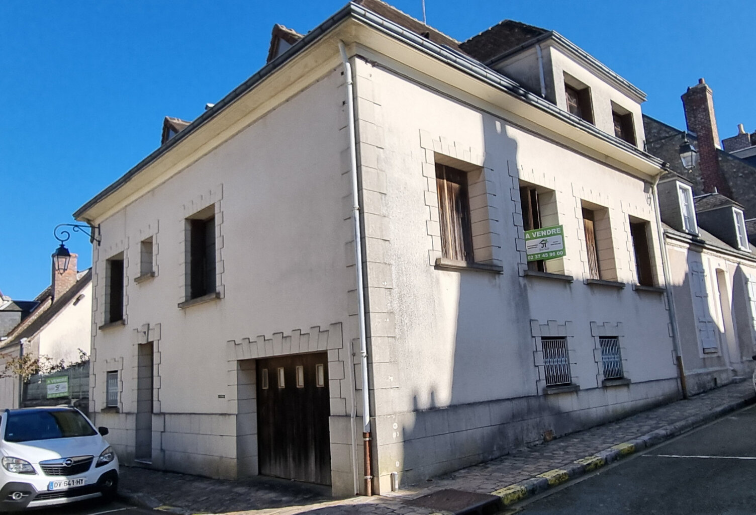 Maison de ville 6 pièces   162 m2   Châteaudun centre histor — photo 1