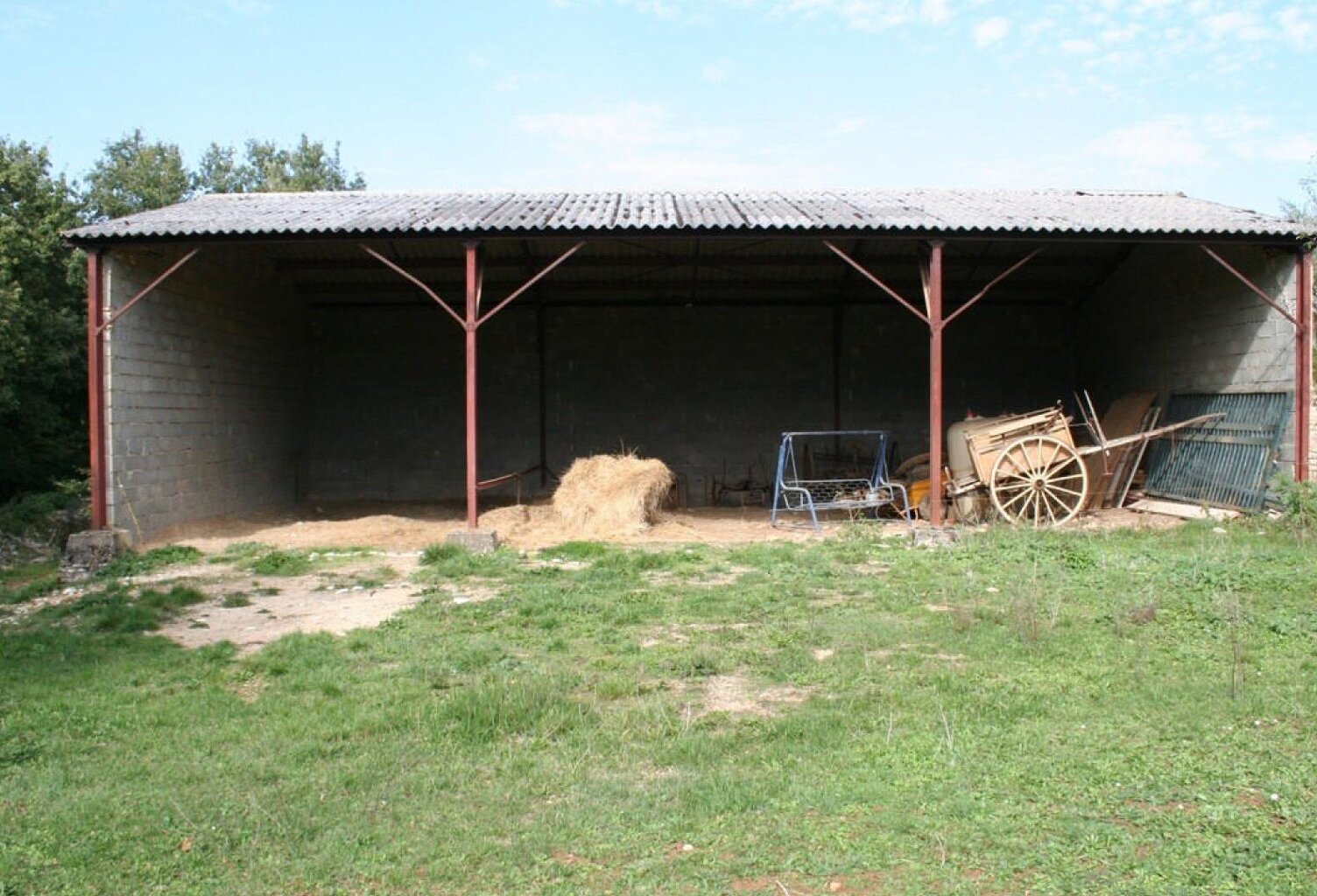Terrain constructible+ hangar — photo 1