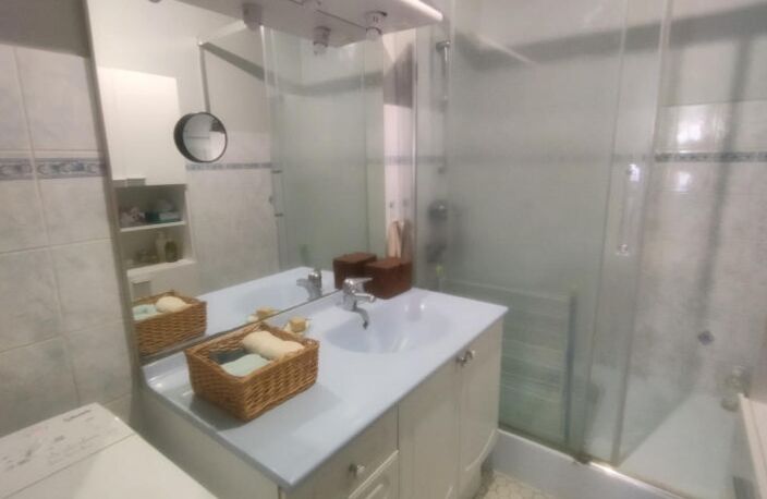 Appartement T2 -Cahors hyper centre — photo 3
