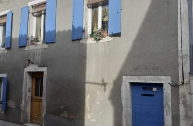 Cahors centre . Maison T4 avec terrasse + Appartement T2 au rez — photo du bien