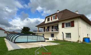 Maison 10 Pièces 282 m² à vendre à Pouilly-les-Nonains (42155)