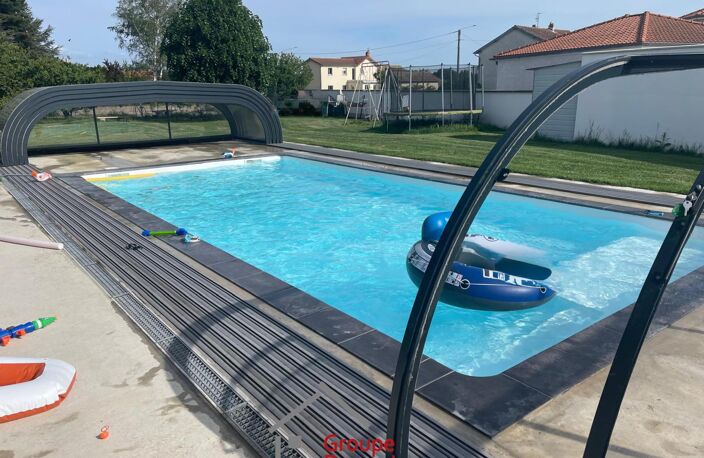 Vente maison 10 pièces 282 m² Pouilly-les-Nonains (42155) — photo 4