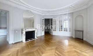Appartement 5 Pièces 143 m² à louer à Paris 17 (75017)