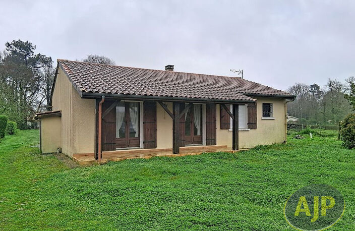 Maison avec dépendances — photo 2