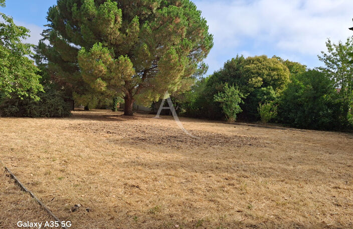 Maison L Isle Jourdain 162 m² sur 1768 m² de terrain — photo 2