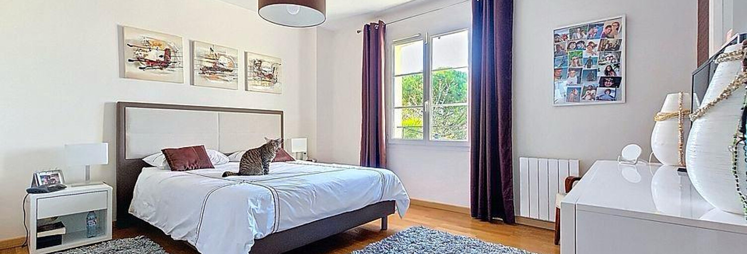 Maison 8 Pièces 214 m² à vendre à Luzarches (95270)