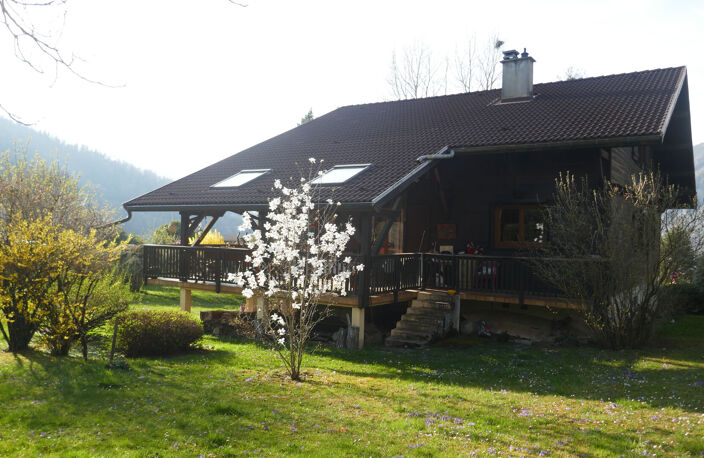 FAVERGES. MAISON OSSATURE BOIS SUR TERRAIN DE 2015M² — photo 4