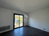 Terrasse plein sud, parking et cave  - Fort potentiel d'aménagement — photo 2
