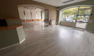 Commerce  80 m² à louer à Saint-Julien-de-Concelles (44450)