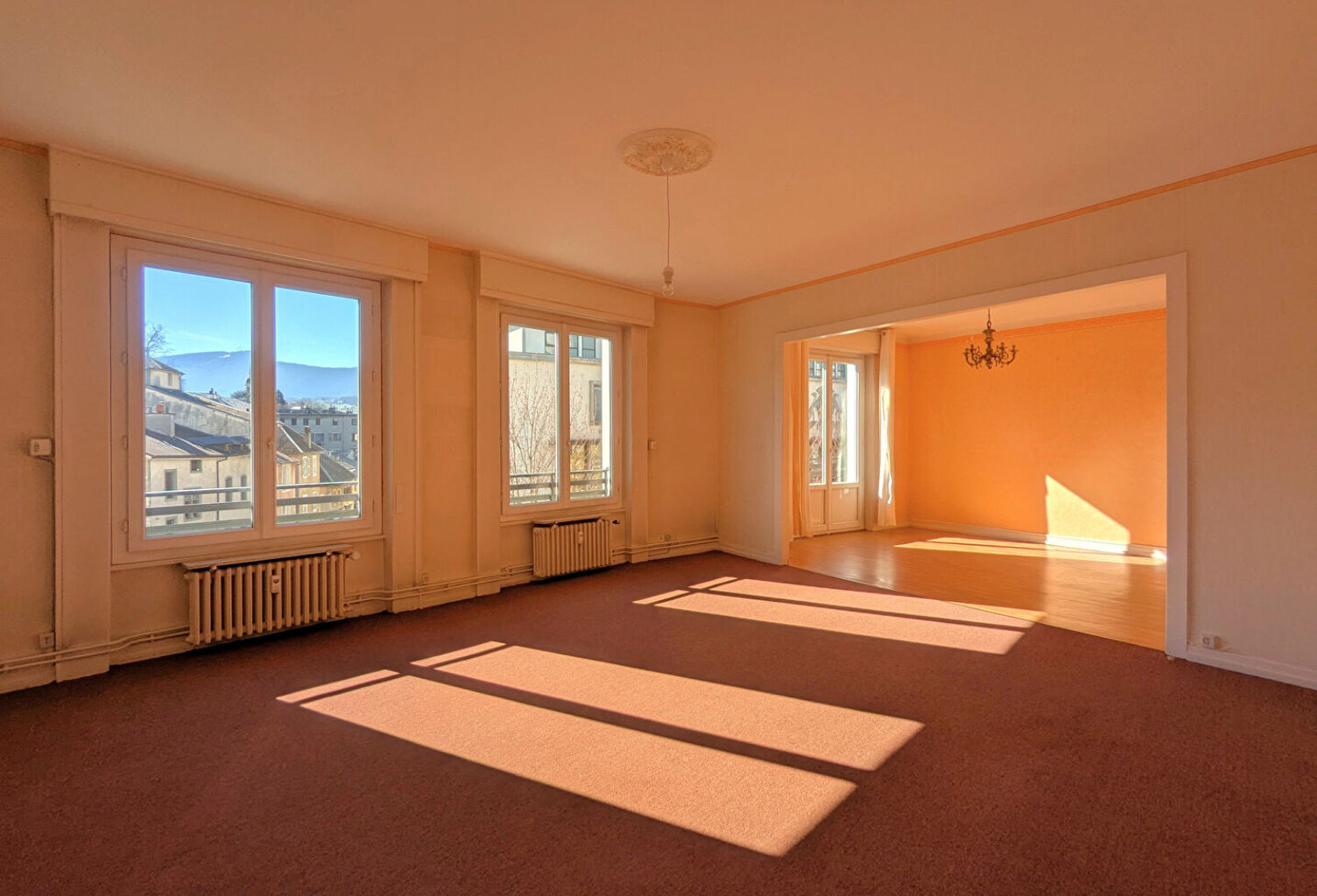 Appartement 5 pièces à vendre en hyper-centre de Chambéry — photo 1