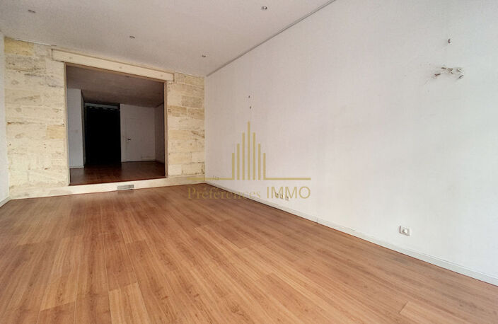 Bordeaux Palais Galien Local commercial  51 m2 — photo 4