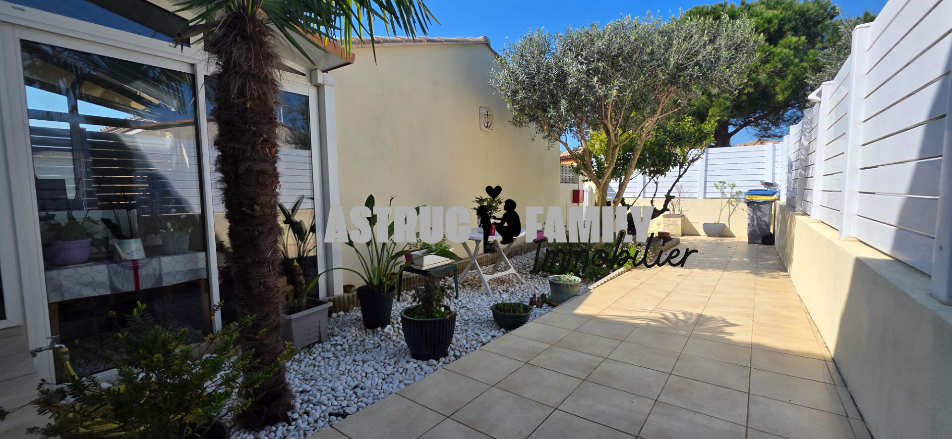 Villa / Maison  T4 à vendre Aigues-Mortes 30220