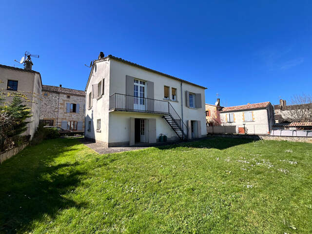 Maison avec jardin au coeur de Monpazier — photo du bien