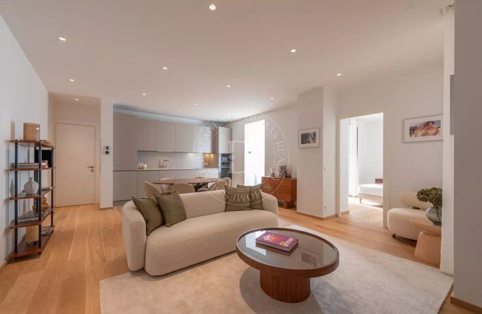 Bel appartement au coeur de Beaulieu avec vue sur jardin — photo 2