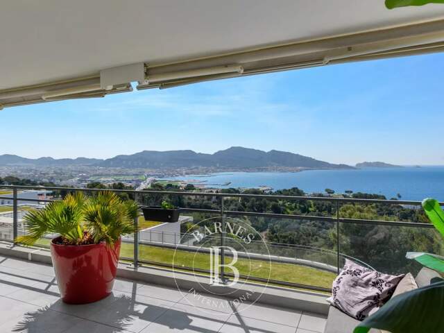 VENTE - MARSEILLE - 13007 - RESIDENCE SECURISEE DES ALPILLES 2 - — photo du bien