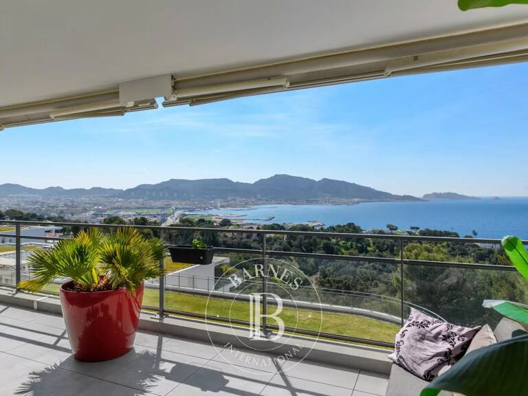 VENTE - MARSEILLE - 13007 - RESIDENCE SECURISEE DES ALPILLES 2 - — photo 1