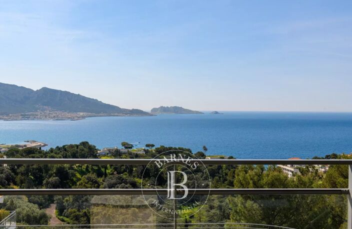 VENTE - MARSEILLE - 13007 - RESIDENCE SECURISEE DES ALPILLES 2 - — photo 3