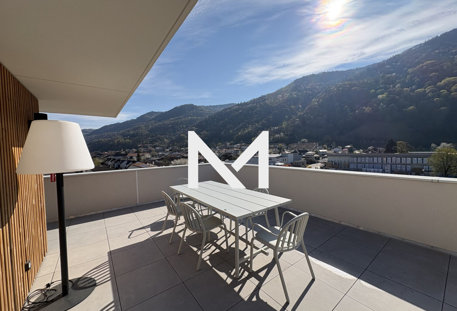 LE VERSOUD - DERNIER ETAGE - TERRASSE - VUE PANORAMIQUE — photo 1