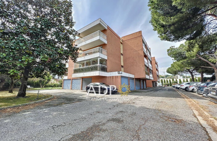 location parking — photo 2