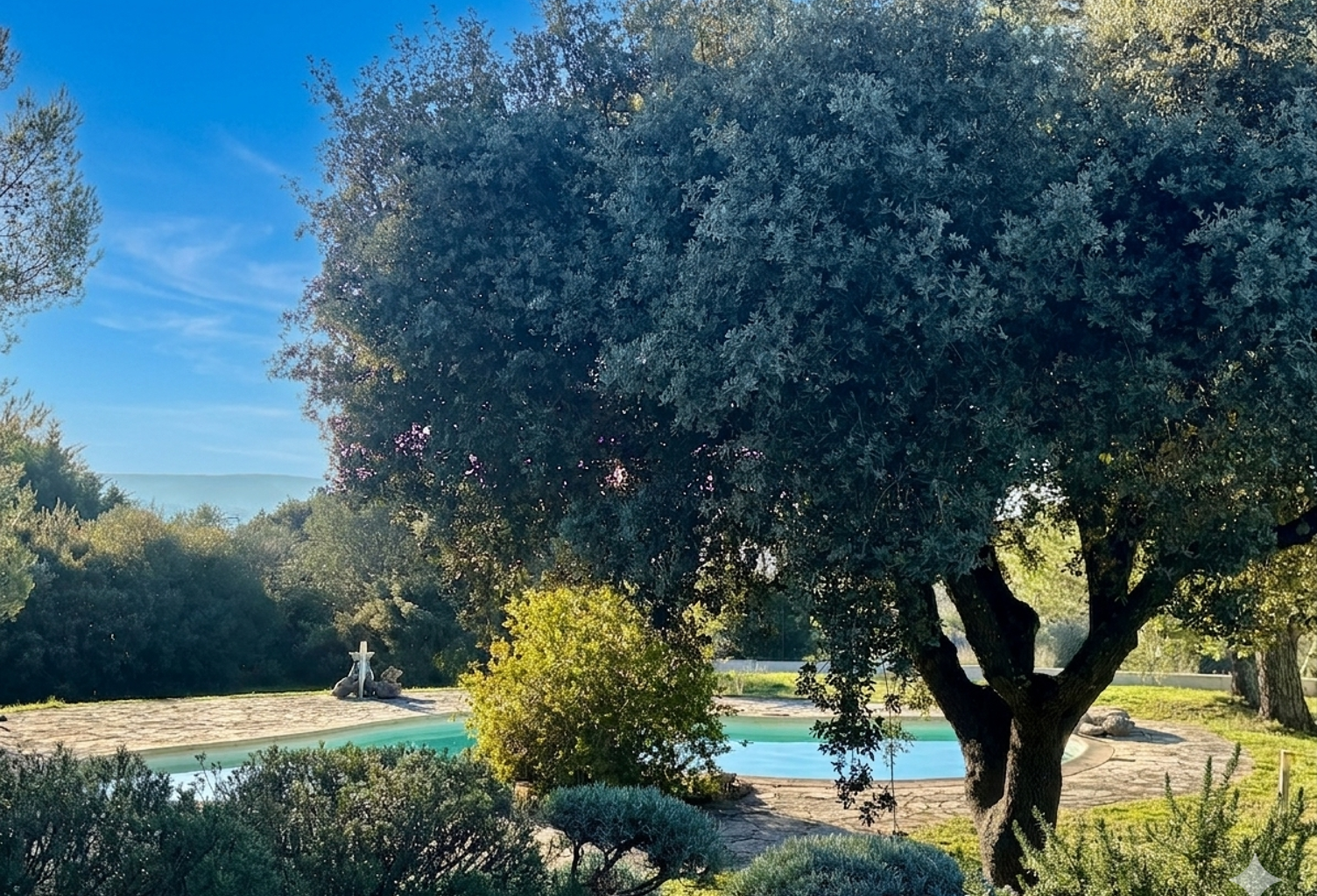 VILLAGE EN PERIPHERIE D'UZES : VILLA 4 CHAMBRES AVEC PISCINE — photo 1