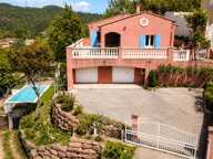 VIDAUBAN VILLA 153 M² 4 CHAMBRES VUE DOMINANTE — photo 2