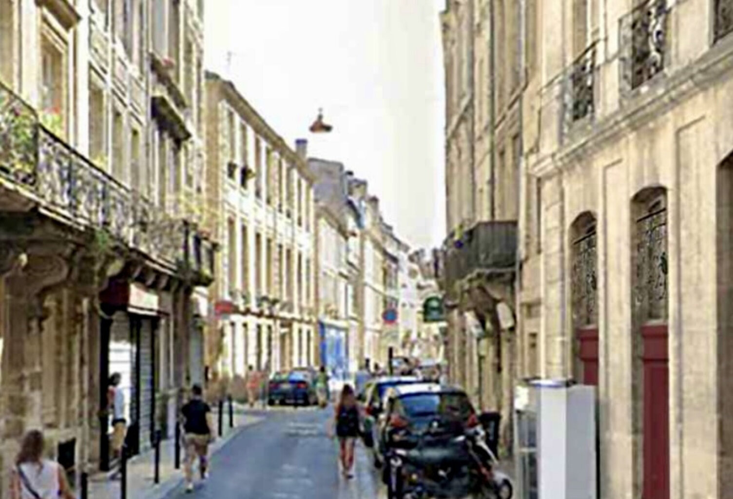IMMEUBLE EN PIERRE  BORDAUX CENTRE — photo 1