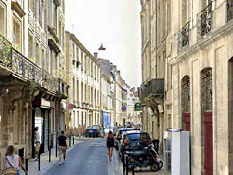 IMMEUBLE EN PIERRE  BORDAUX CENTRE — photo 1