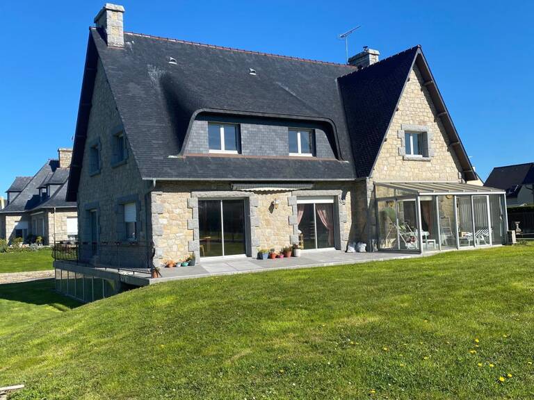 Belle et vaste contemporaine au coeur de St-Malo — photo 1