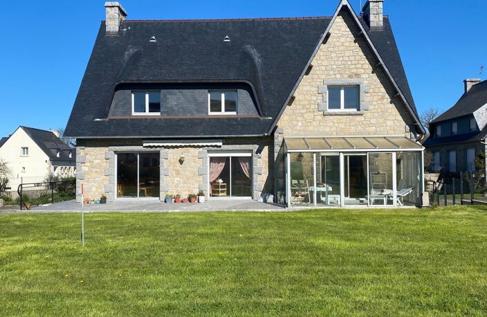 Belle et vaste contemporaine au coeur de St-Malo — photo 3