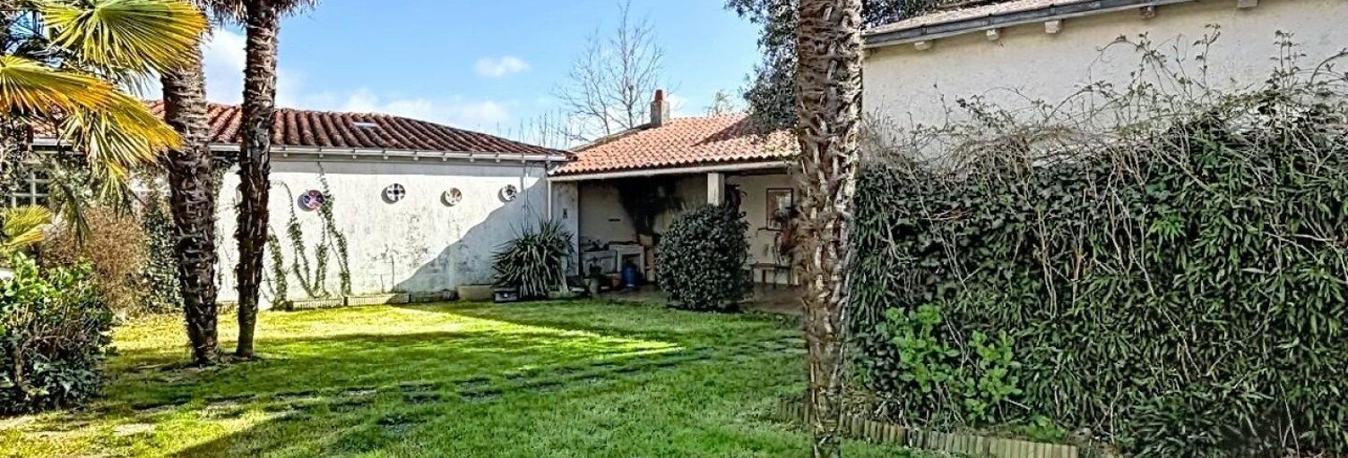 Maison 5 Pièces 182 m² à vendre à Saint-Léger-les-Vignes (44710)