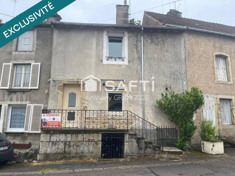 Maison de ville au centre de Jussey — photo 1