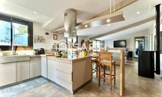 Maison 7 Pièces 216 m² à vendre à Carpentras (84200)