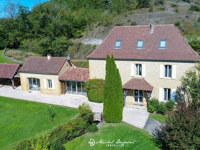 Alliance parfaite entre patrimoine et modernité : découvrez ce moulin d'exception au fil de l'eau. — photo du bien
