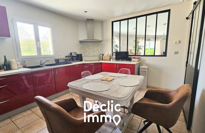 Aiffres - Belle maison familiale de plain-pied - 114m2 - environnement exceptionnel — photo 5