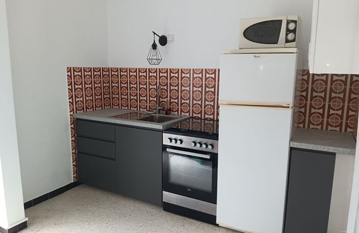 Appartement en centre-ville avec cellier — photo 2