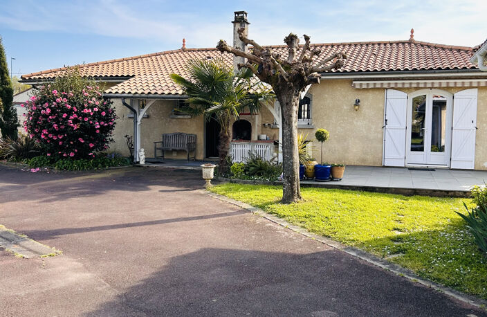 Maison 138 m2 - Terrain 2045 m2 - Piscine - Double garage — photo 3