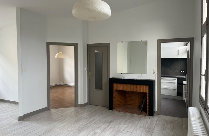 MAISON T3 - RUE MONSEIGNEUR AUGOUARD — photo 4