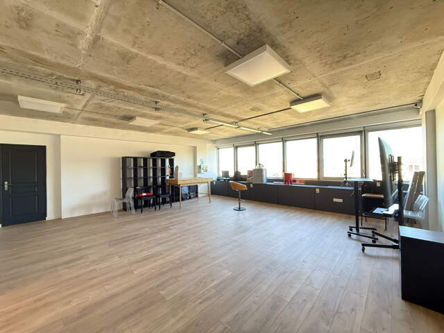 A VENDRE  Bureaux 120m2   Marseille 8e — photo du bien