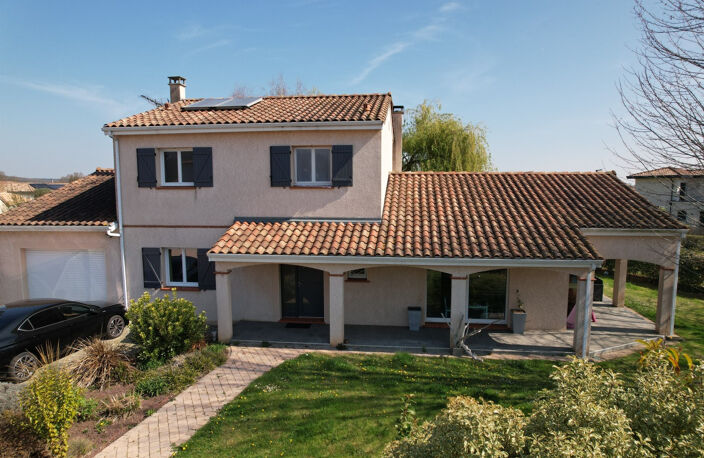 Maison familiale 6 pièces (156 m2) sur terrain arboré de 1 0 — photo 2