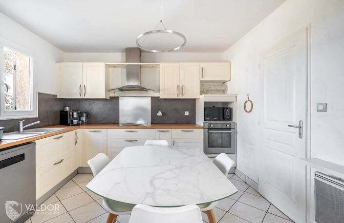 Maison familiale 5 chambres – 144 m² sur 1 100 m² de terrain — photo 5